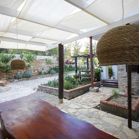 Peaceful With Pool And Garden In Bodrum Villa *
