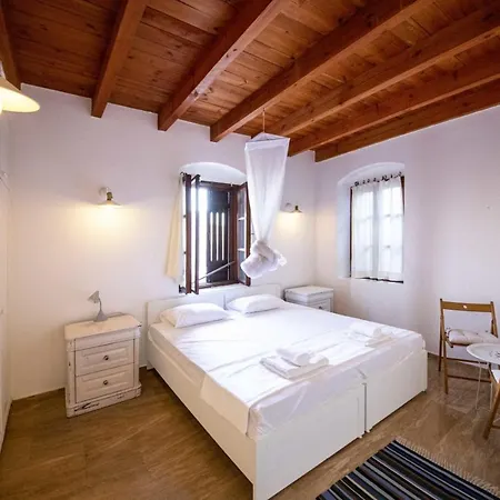 Peaceful With Pool And Garden In Bodrum Camlik (Bodrum)