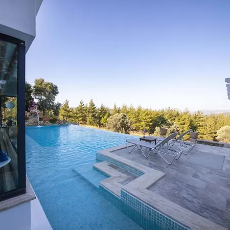 Villa Peaceful With Pool And Garden In Bodrum *